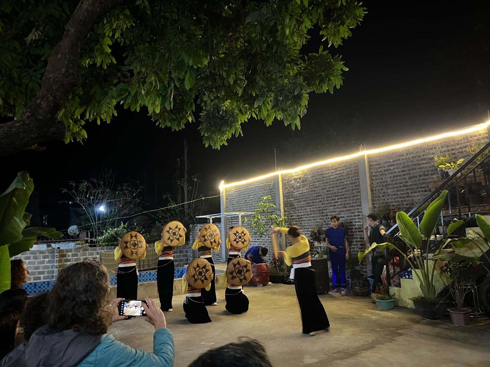 Hakuna Matata Homestay Mai Châu Esterno foto