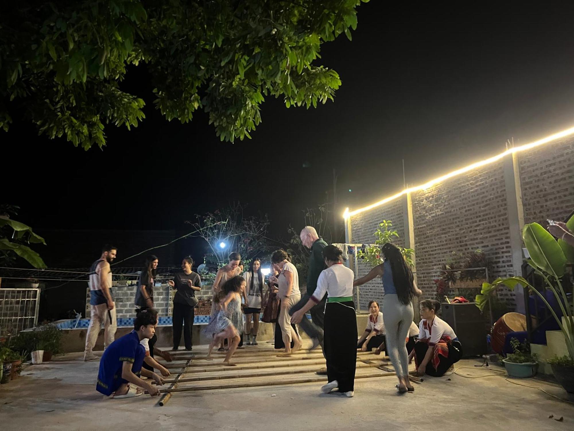 Hakuna Matata Homestay Mai Châu Esterno foto